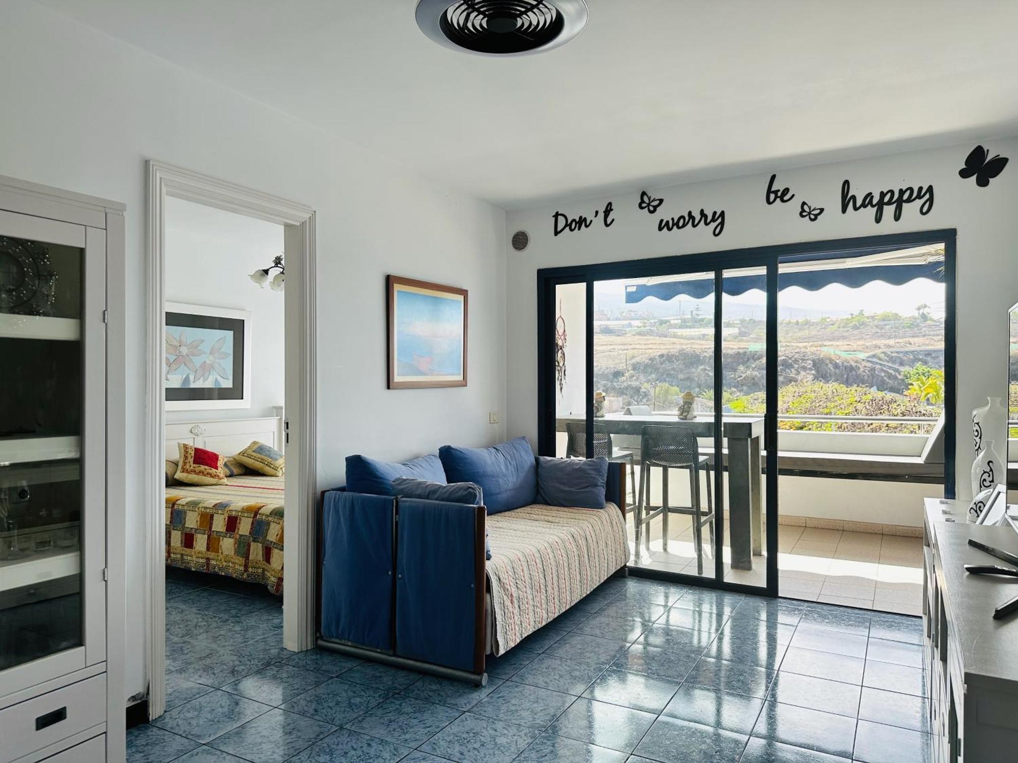 Pambnb - Chic Beachside Apartment Playa San Juan Bagian luar foto