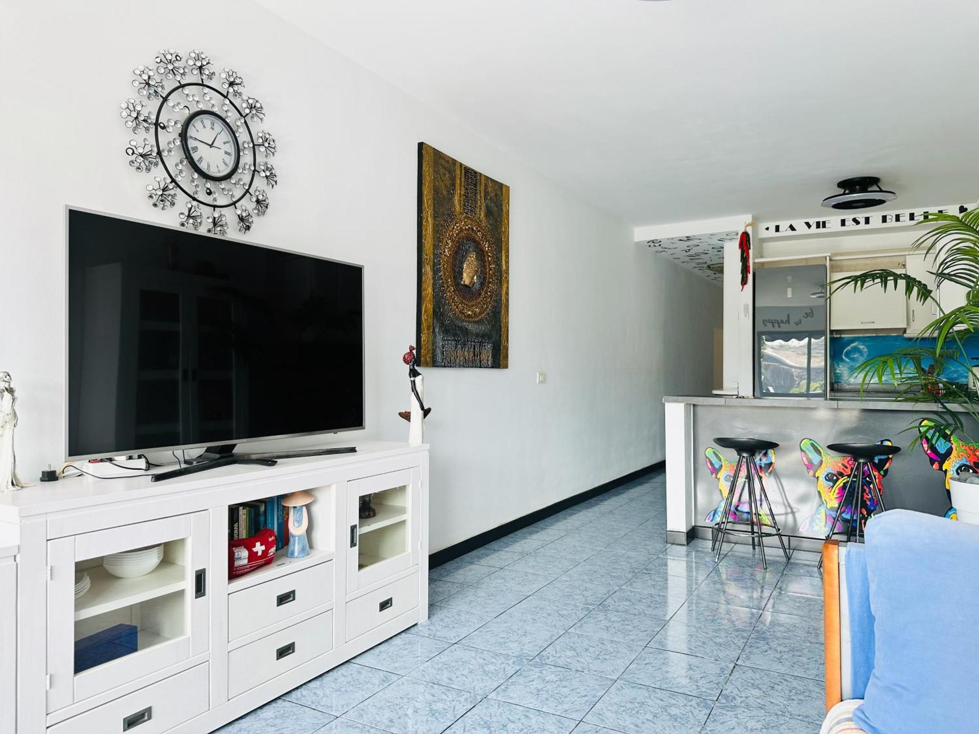 Pambnb - Chic Beachside Apartment Playa San Juan Bagian luar foto
